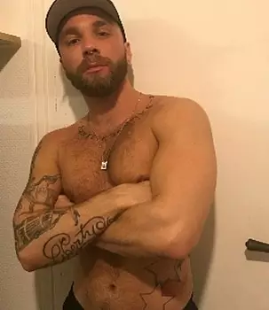Flo CARRERA