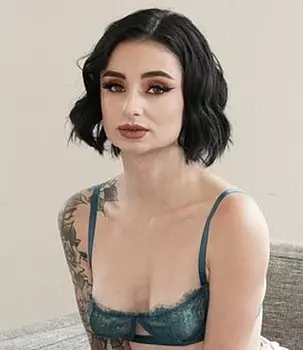 Stevie Moon