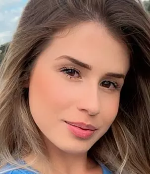 Aline Novak