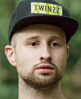 DREW DIXON
