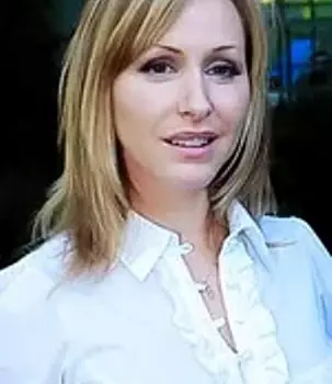 Sandy Lee