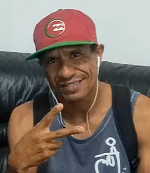Rob Carvalho
