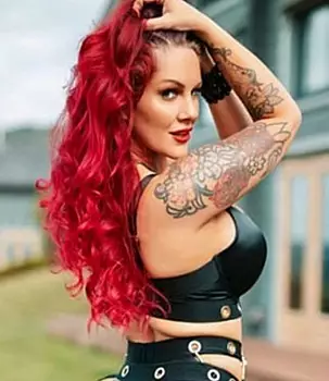 Lady Ruby Onyx