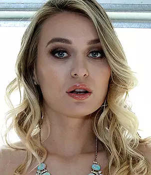 Natalia Starr