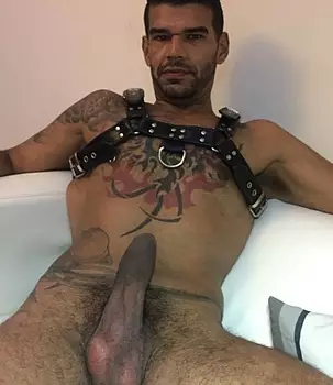 Avec Leon Xxl