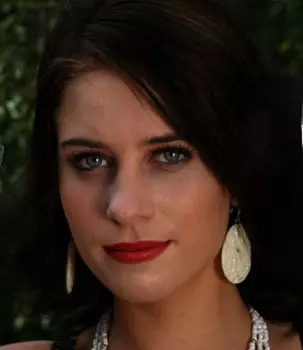 Leony Aprill