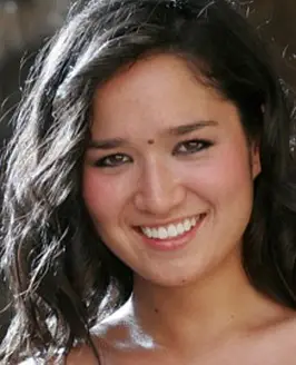Angelina Lee