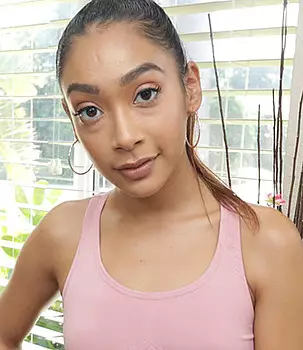 Sarah Lace