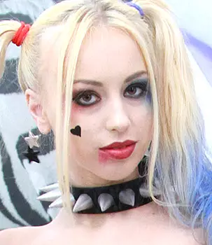 Kira Thorn