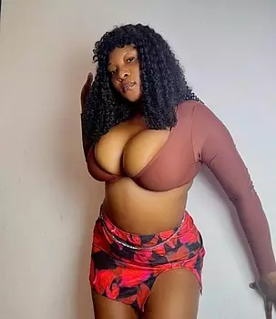 Freakyqueennxx