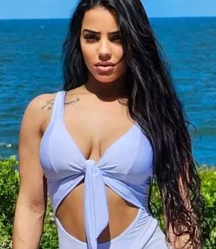 Karen Oliver