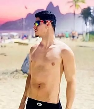 Caio Alvarenga