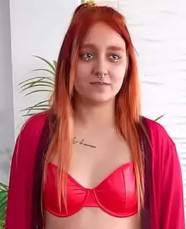 Natalyy Hott