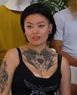 Mia Gallardo Dates Girl 1