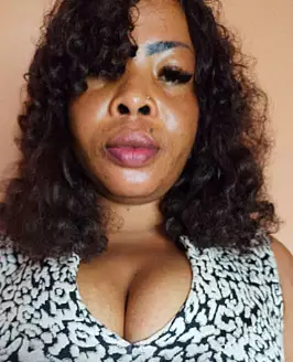 Busty ik hooderotics