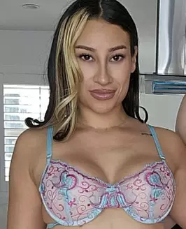 Roxxie Rivers
