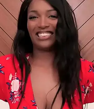Daya Knight