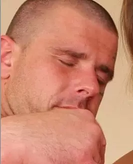 Robert R