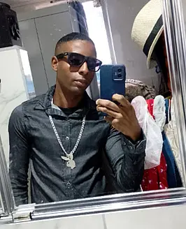 Negro Dluxe