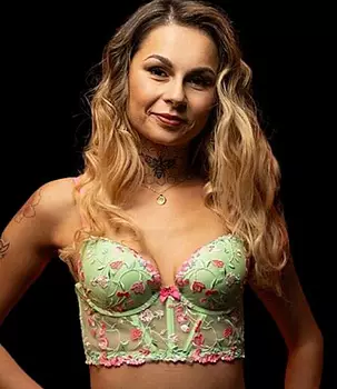 Vanessa Leone
