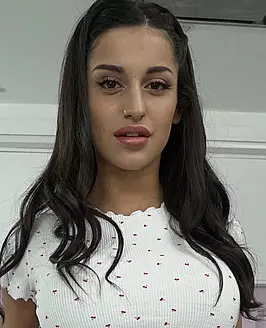 Natasha La Piedra