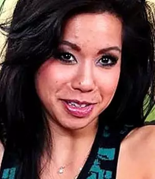 Kimmy Lee