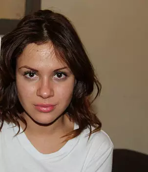 Jana Q Leda