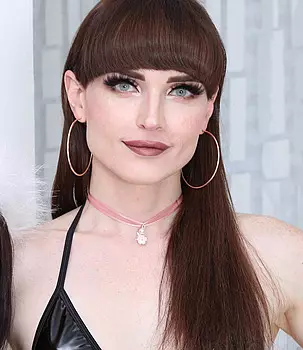Natalie Mars