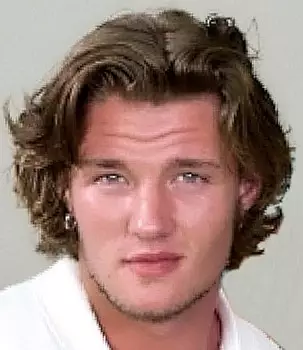 Julius Pleaser