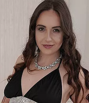 Lenna Ross