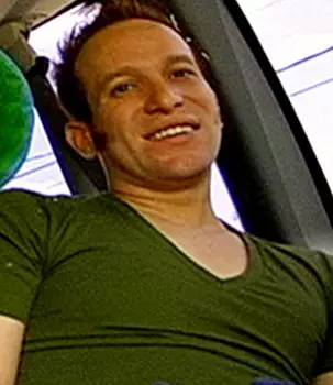 Steven Ponce