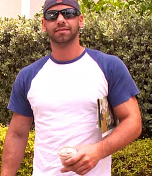 Girth Brooks
