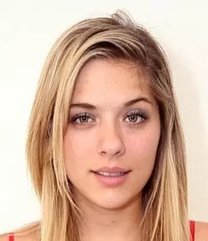 Lia Lor