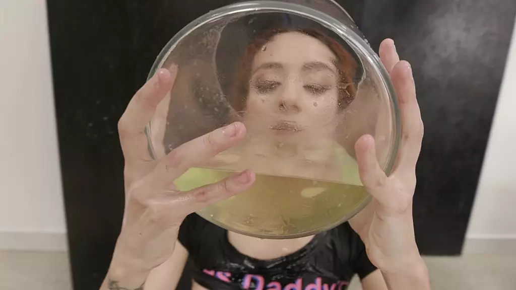 Chloe Takes 5 Monsters in Wild 5on1 Fuckfest!