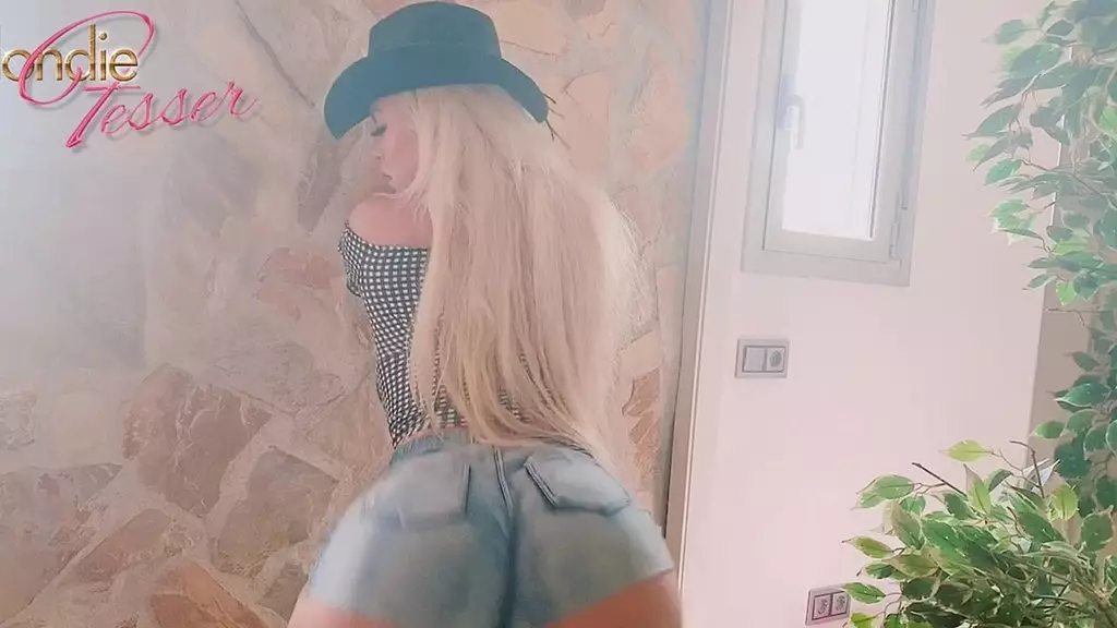 Blondie Fesser Rides Hard and Gets Filled