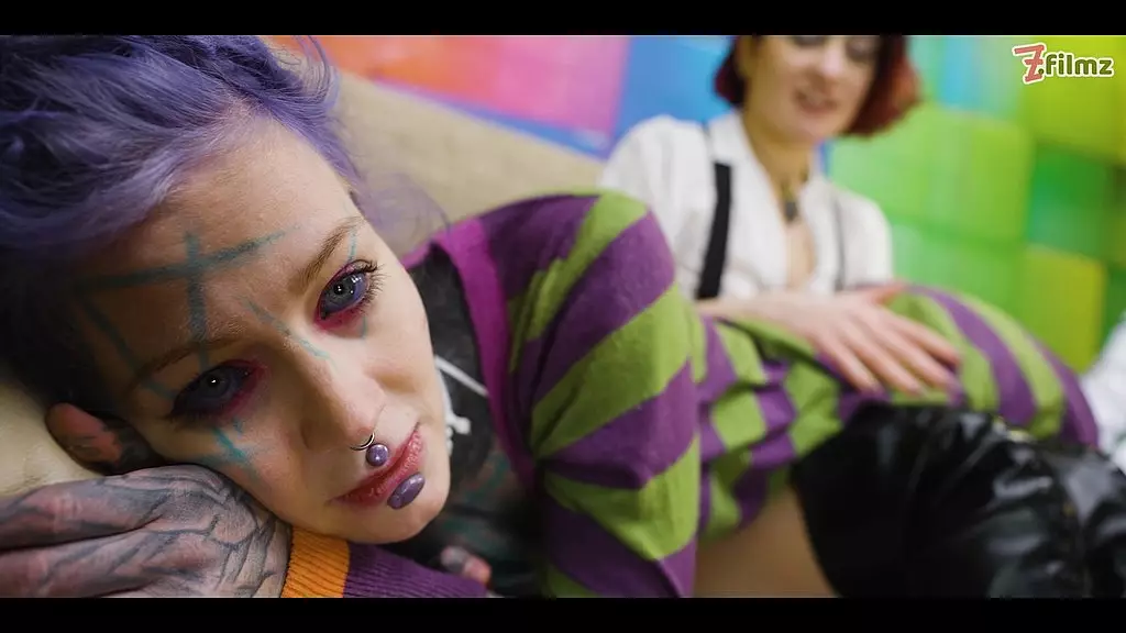 Anuskatzz Gets Anal Fisted by Dominatrix Miss Flora