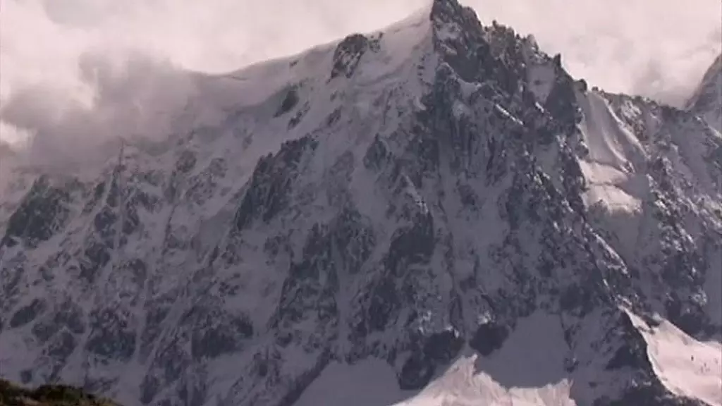 Simone's Alpine Gangbang Orgy