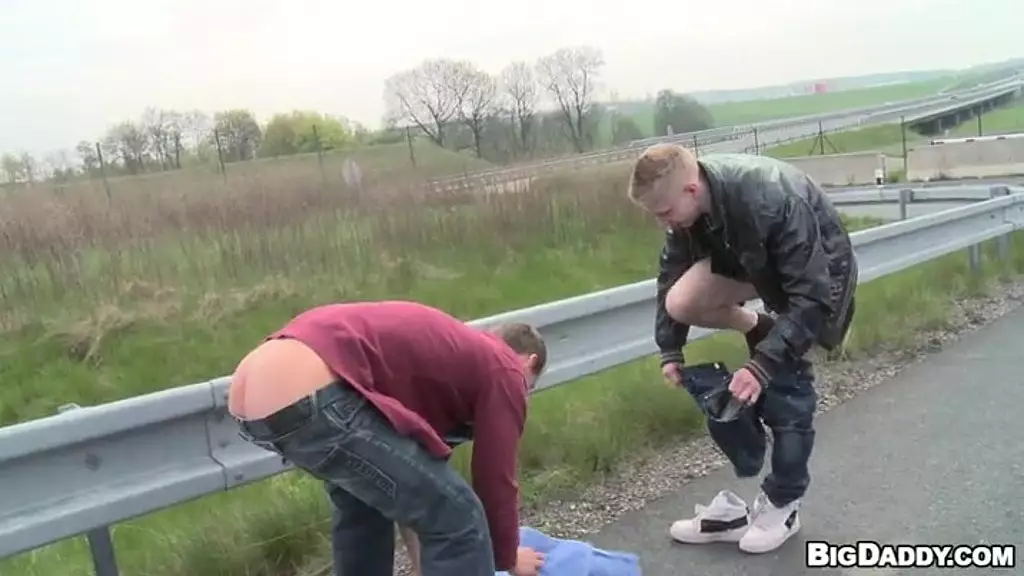 Highway Hookups: Raw Anal Action