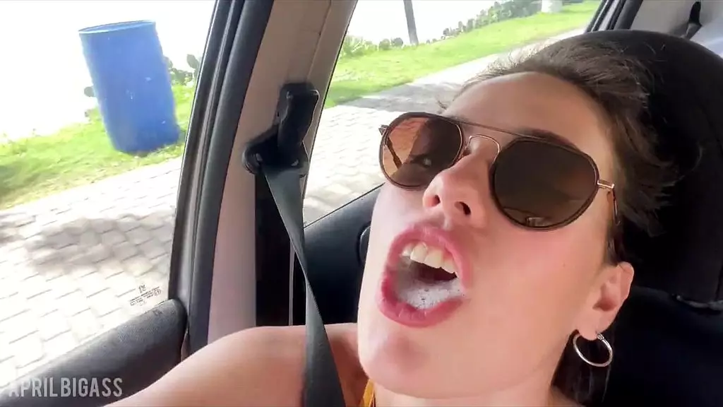 Stepdad Fills Glass with Pee for Thirsty Aprilbigass