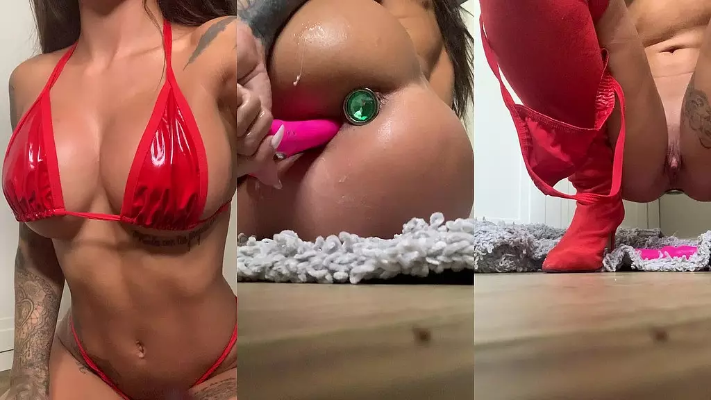 Susy Gala's Creamy Anal Plug Tease