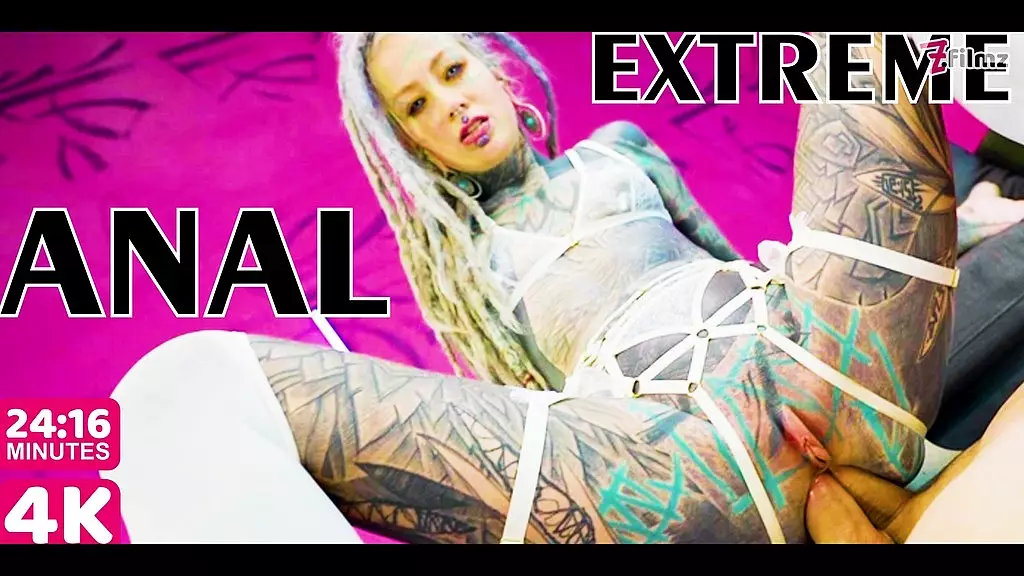Tattooed Babe Anuskatzz Takes 2 Cocks in Her Ass