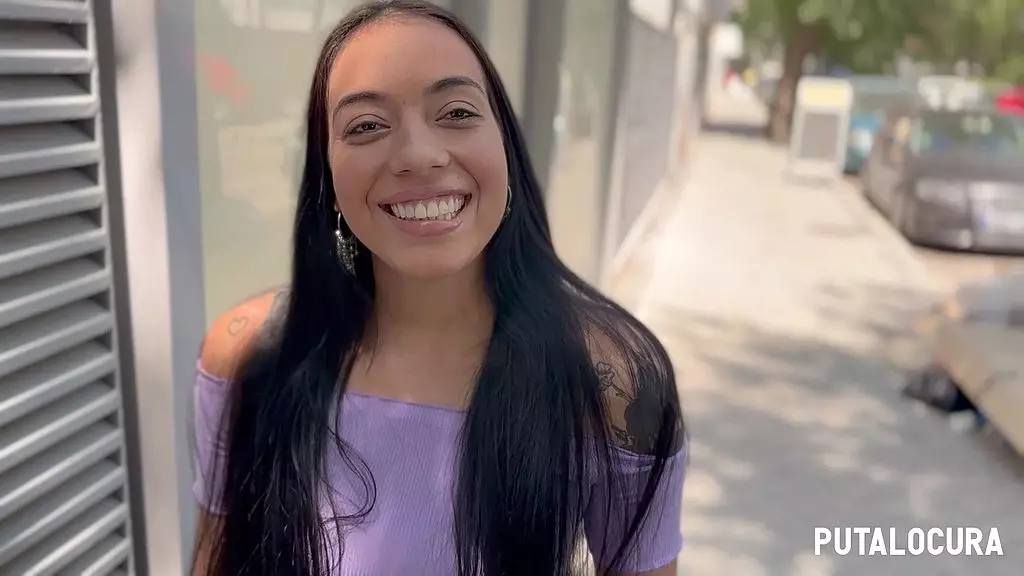 Colombian Cutie ValenGMZ Fucked on the Street