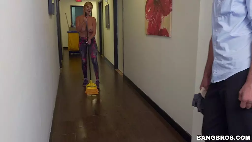 Dirty Deal: Jazmyn Swaps Cleaning for Fucking