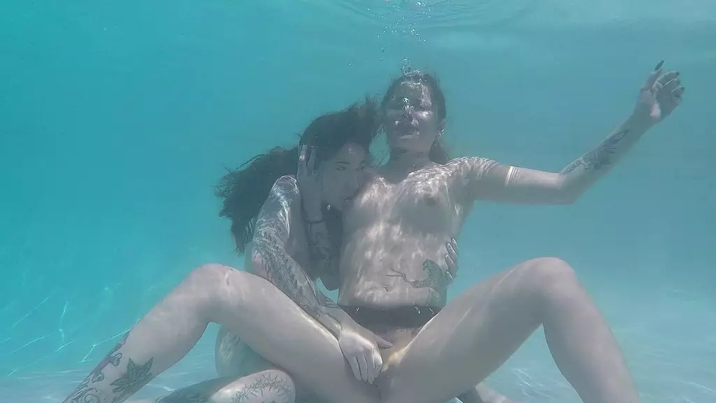 Lesbian Scuba Seduction: Vanessa Vega & Charlotte Sartre
