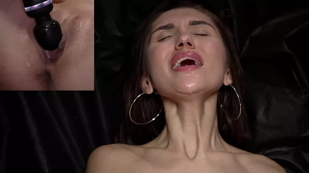 Jadilica's Anal Orgasm Frenzy
