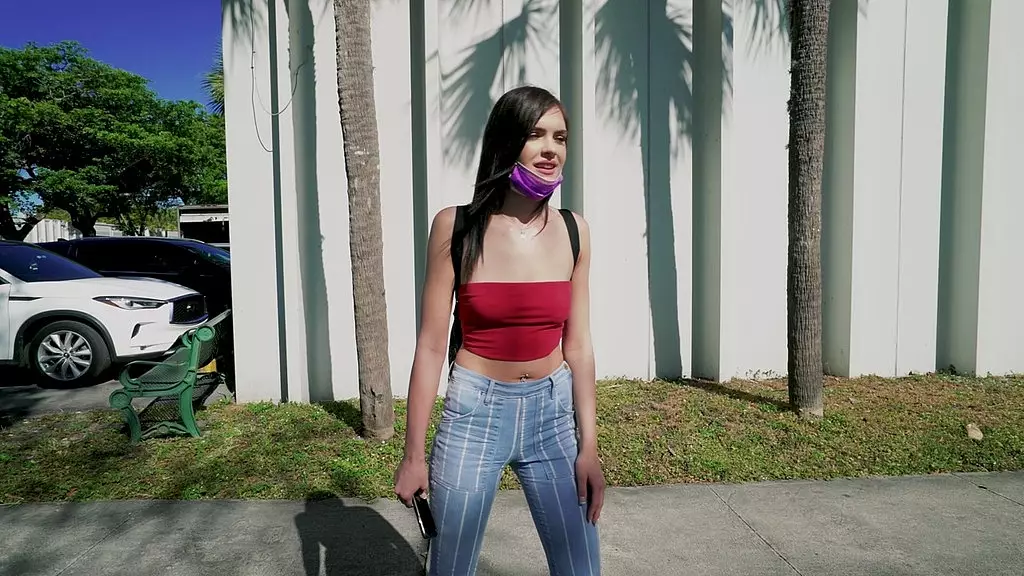 Baddie Babe Fucks for Cash