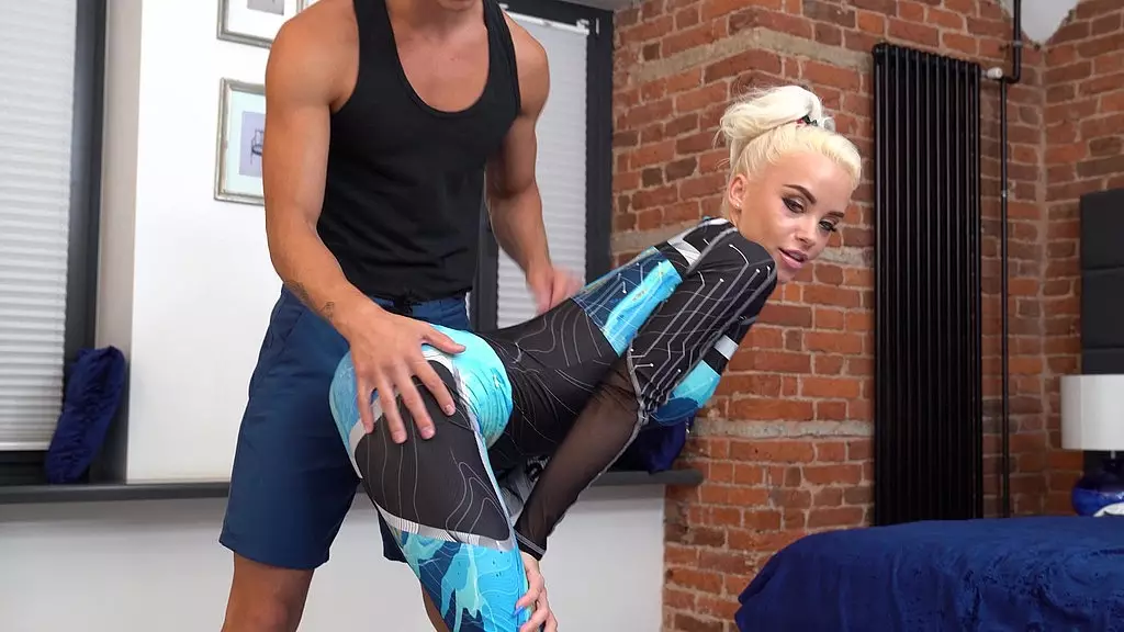 Blonde Lara Frost DP'd by Fitness Coaches