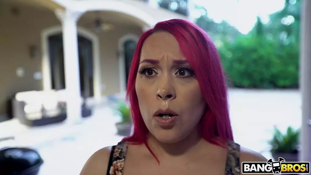 Lil D Fucks Stepmom's Juicy Ass