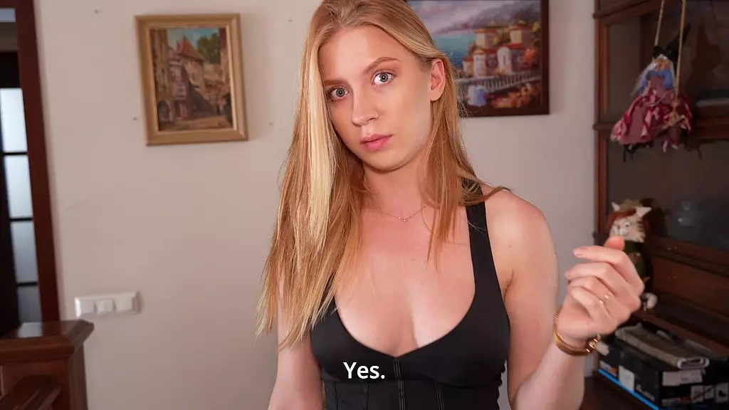 Desperate Housewife Pays Rent with Anal