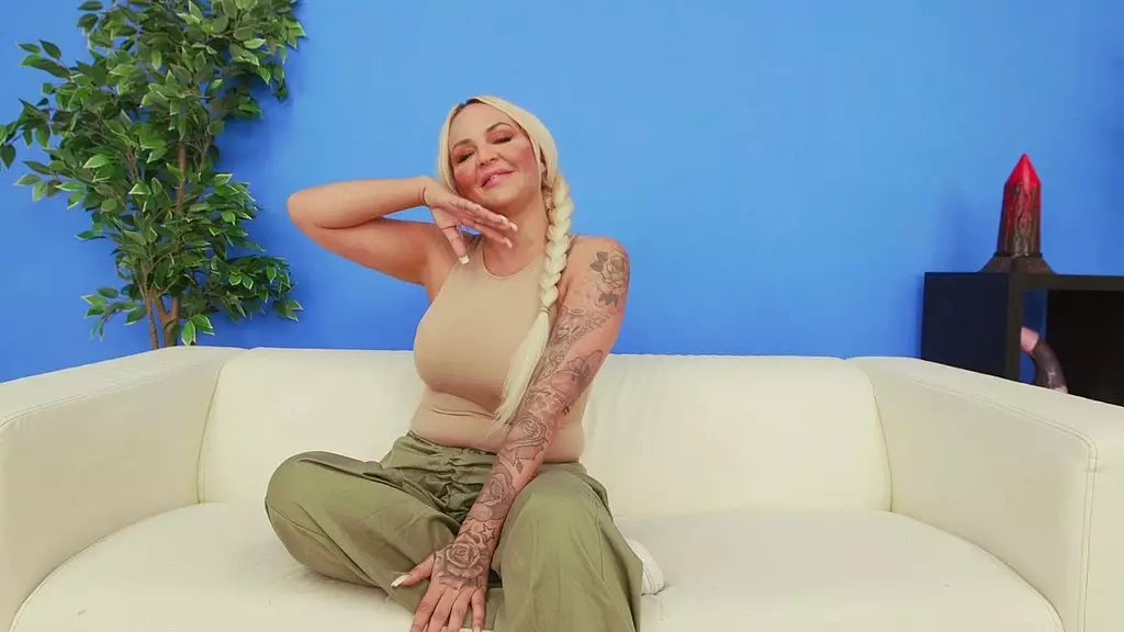 Louise Lee Uncensored: Dirty Talk & Cum Swallowing